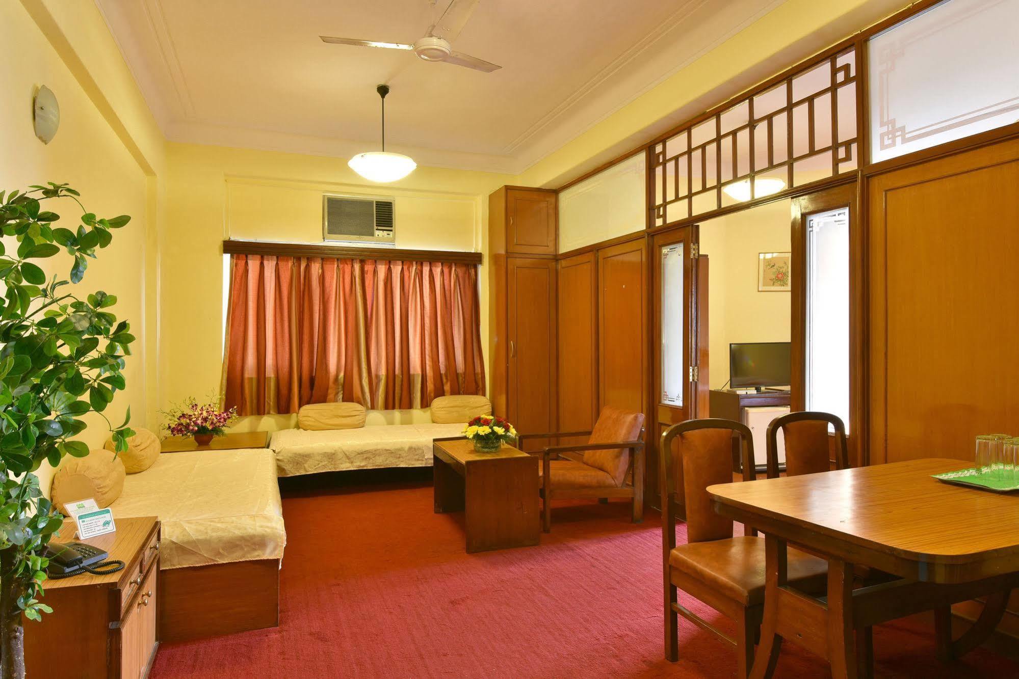 Sea Green South Hotel Mumbai Exterior photo
